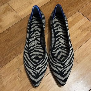 Rothy’s Black Zebra Points- Size 9.5 EUC